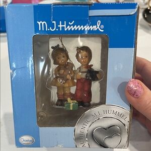 NIB Hummel Christmas Wishes 935258 Adorable Ornament